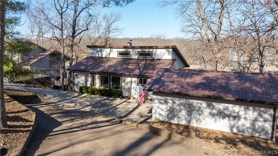 1073 Country Club Drive, Lake Ozark, MO 65049 - #2