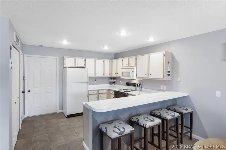 1481 Ledges Drive #332, Osage Beach, MO 65065 - #3