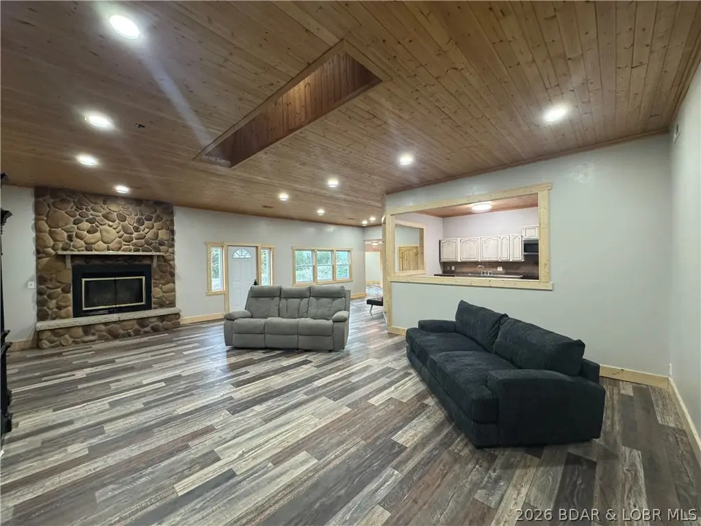 19655 Inlet Road, Versailles, MO 65084 - #1