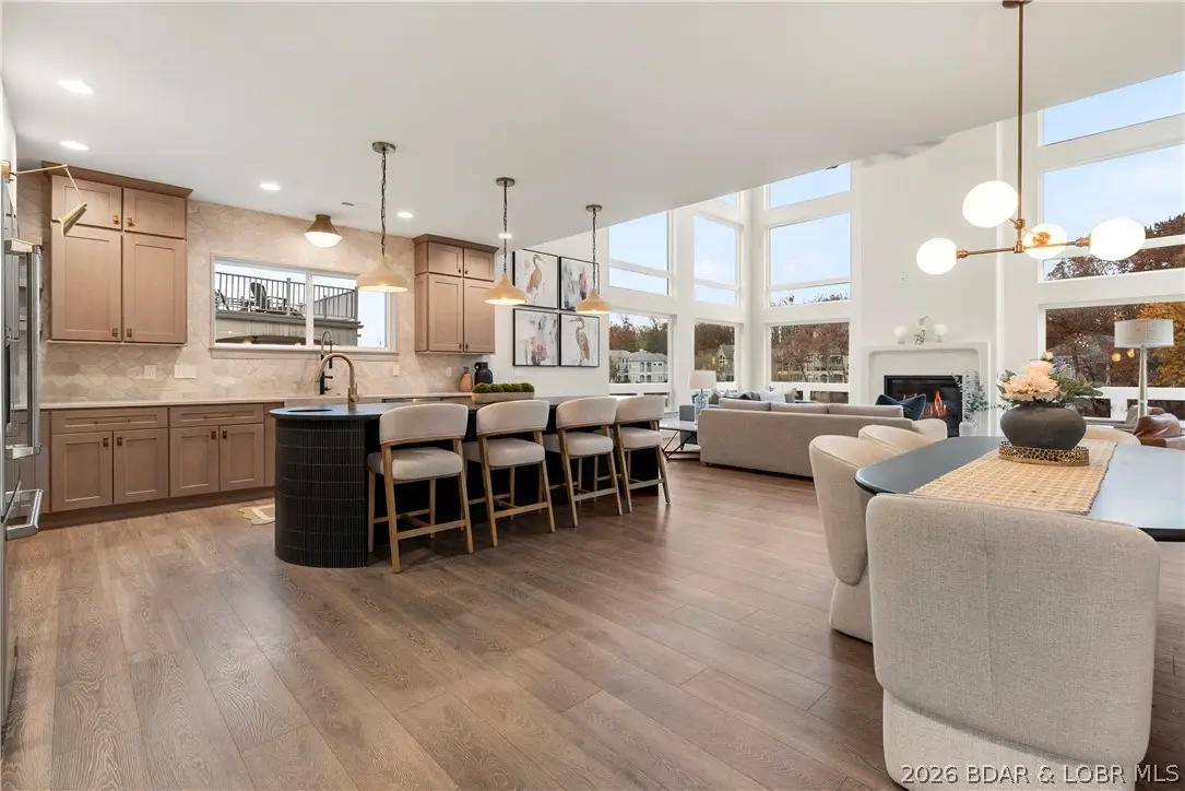 154 Via Cresta Drive, Sunrise Beach, MO 65079 - #1