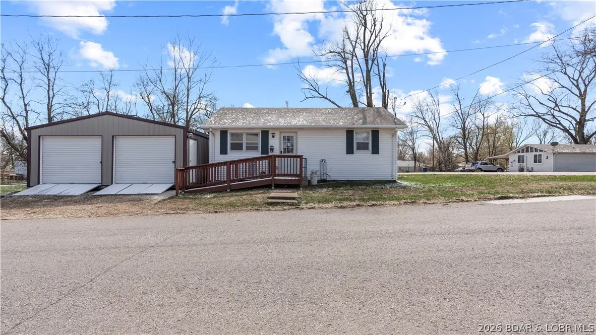 424 W 7th Street, Eldon, MO 65026 - #1