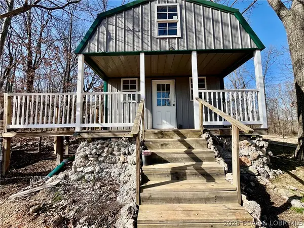 5998 Golden Nugget Road, Stover, MO 65078