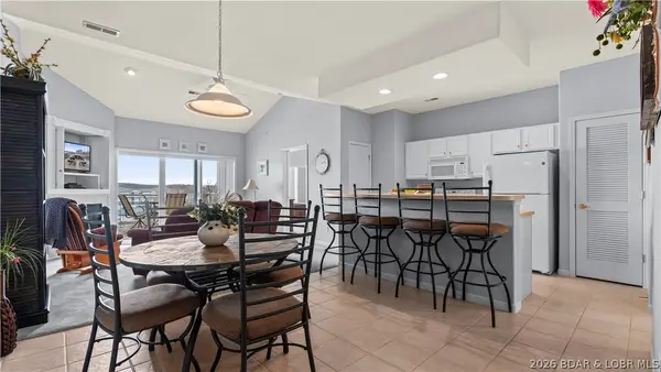 151 Upper Monarch Cove Drive #6B, Lake Ozark, MO 65049