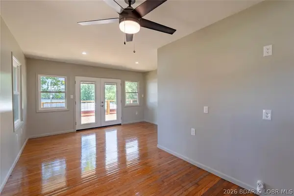 2912 Lick Creek Road, Edwards, MO 65326