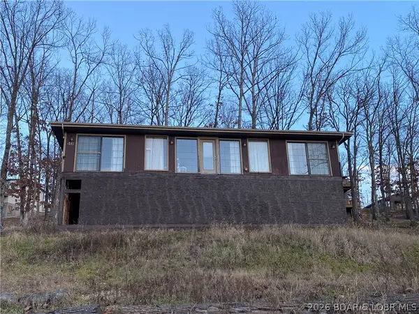 130 Crane Cove Road S, Sunrise Beach, MO 65079