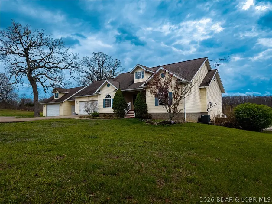 60 Old Woodbridge Court, Camdenton, MO 65020 - #2