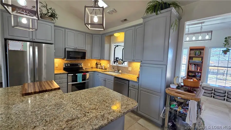 30643 Magnolia Rd, Gravois Mills, MO 65037 - #3