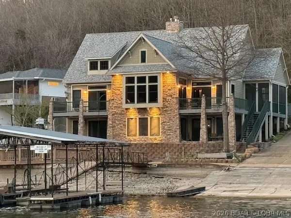 212 Hook Lane, Camdenton, MO 65020