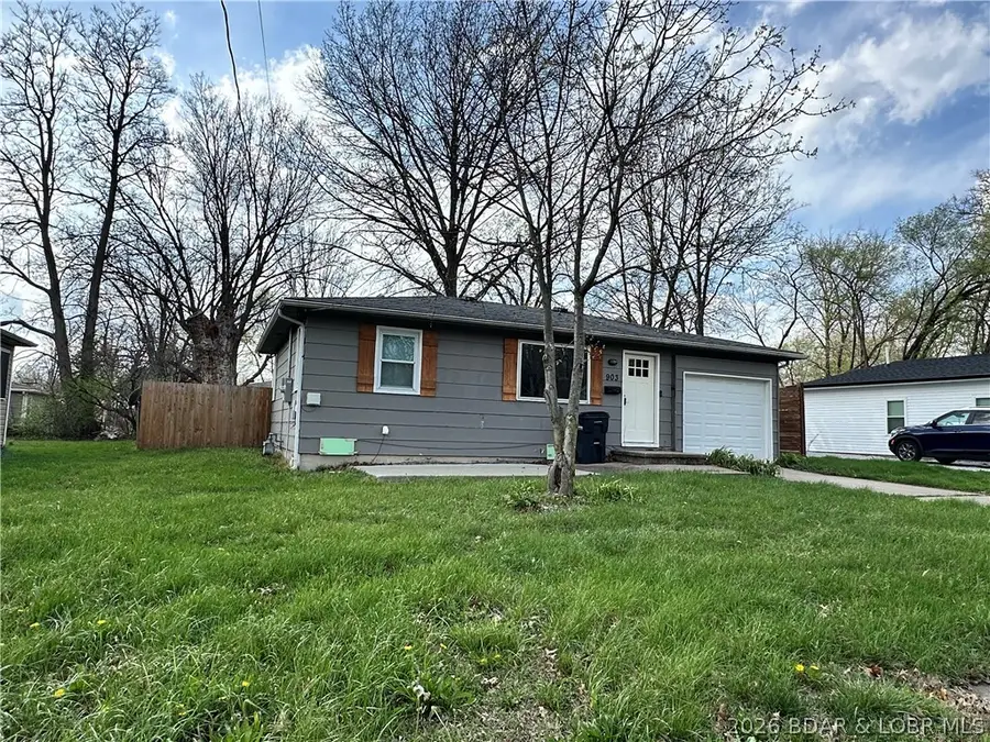 903 Jefferson Street, Saint Charles, MO 65023 - #2