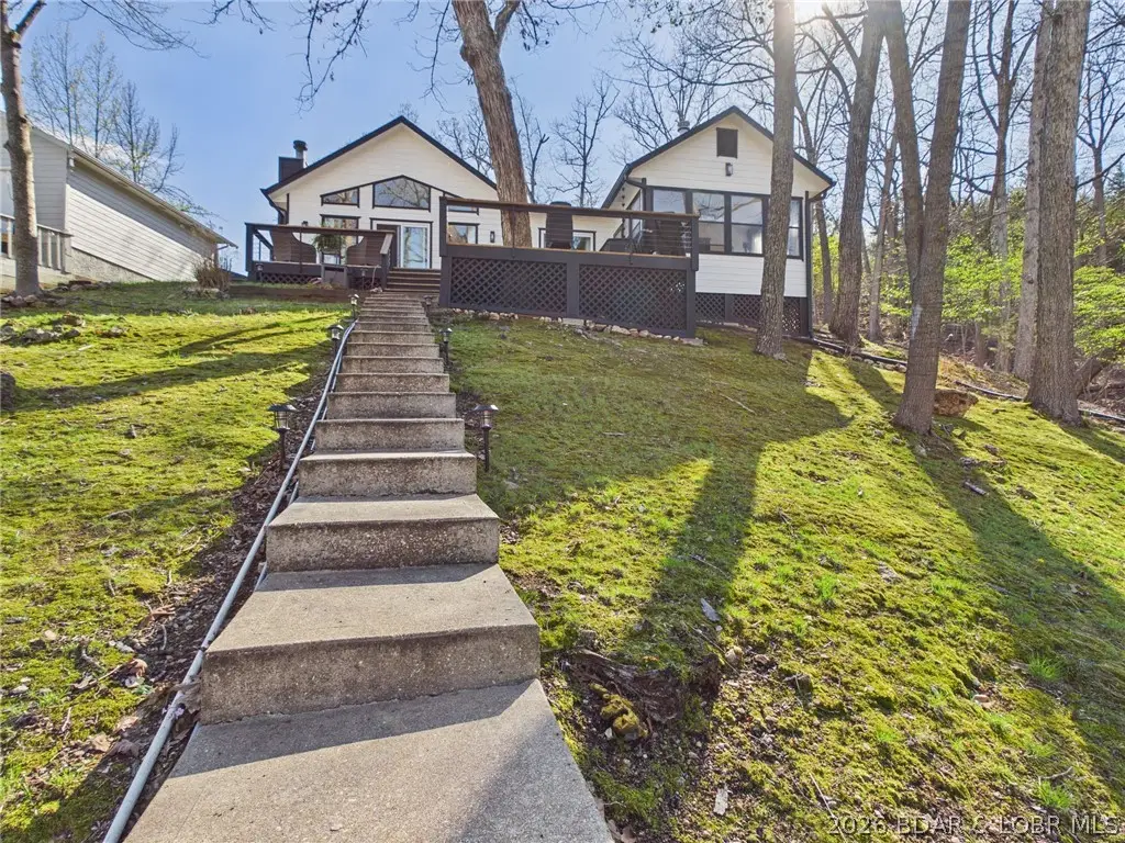 33433 Englewood Road, Sunrise Beach, MO 65079 - #1