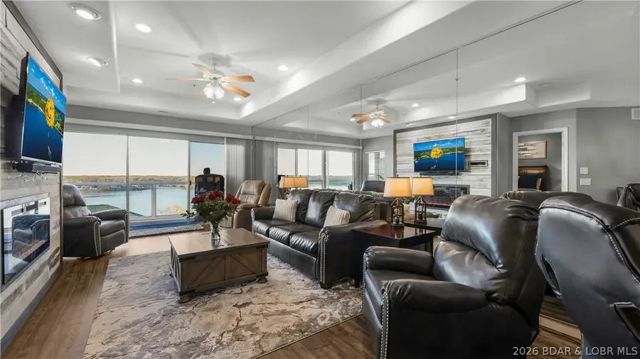 92 Emerald Bay Drive #1C, Lake Ozark, MO 65049 - #2