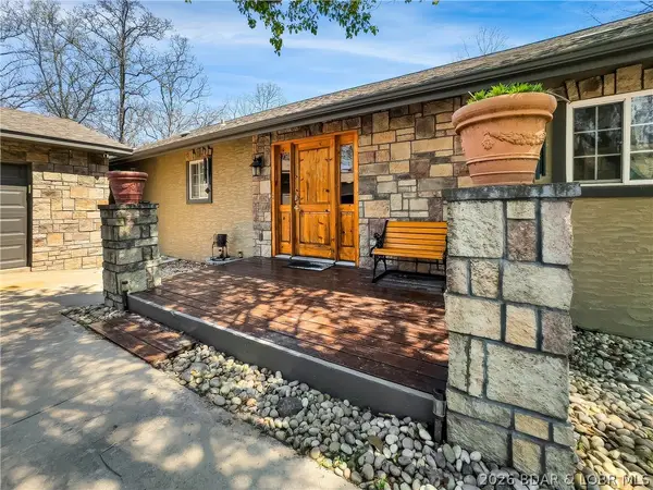 274 Wildwood Lane, Linn Creek, MO 65052