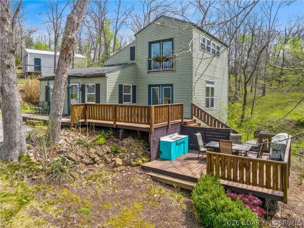 28942 White Oak Road, Gravois Mills, MO 65037