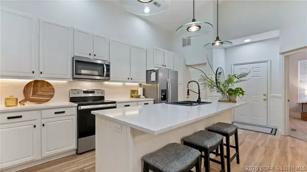 306 Green Trails Court, Camdenton, MO 65020