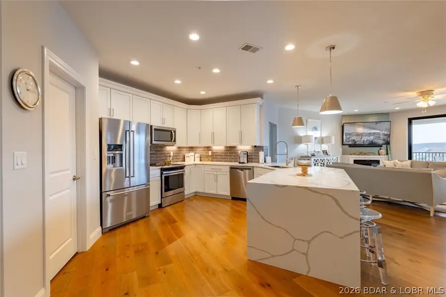 166 Captiva Drive #3E, Sunrise Beach, MO 65079 - #3