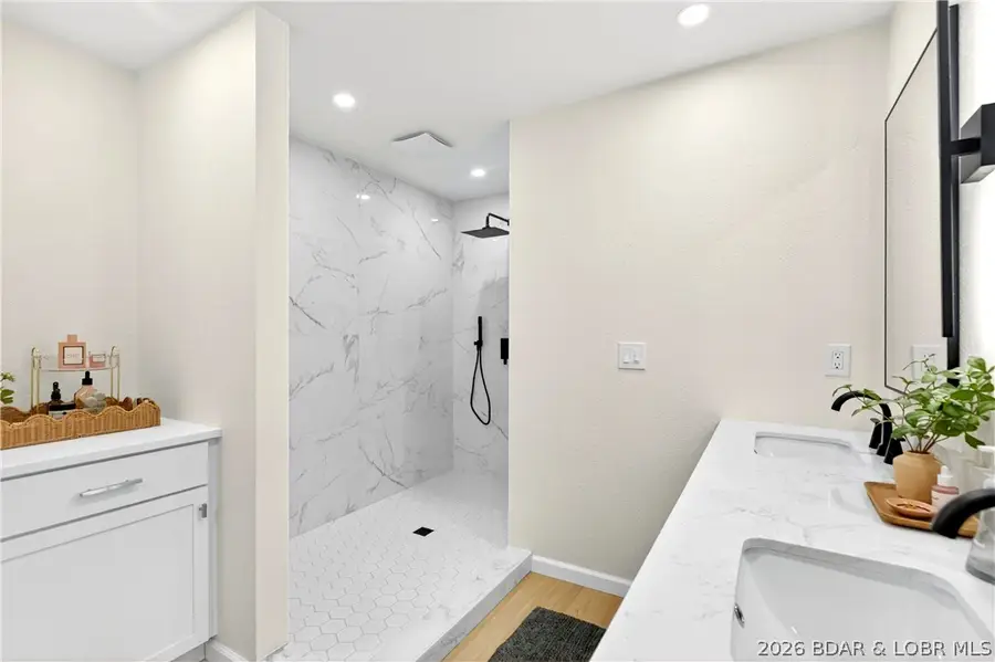 11 Madison Lane, Kaiser, MO 65047 - #3