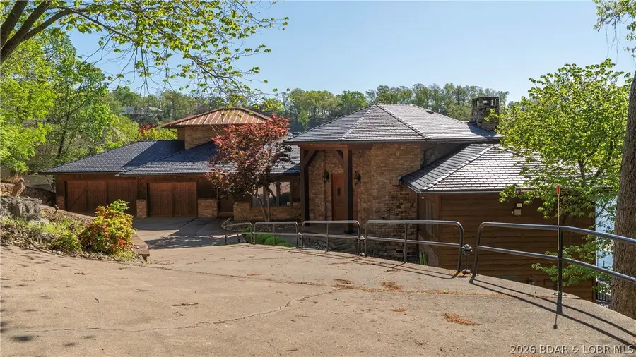 864 Eagle Drive, Village Of Four Seasons, MO 65049 - #3
