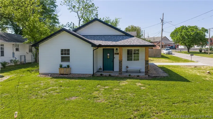 116 Camden Avenue, Camdenton, MO 65020 - #2