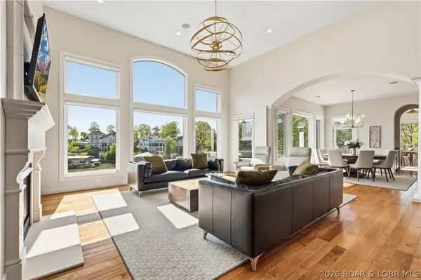 1040 Brookhaven Lane, Sunrise Beach, MO 65079