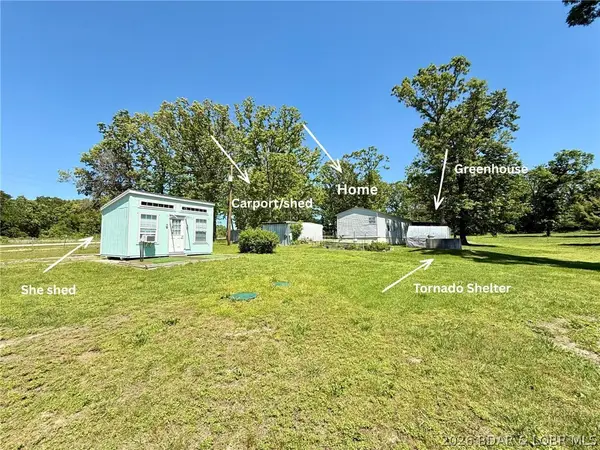 7358 Hwy 52, Versailles, MO 65084