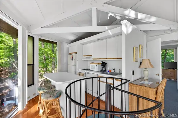 268 Tree Top Drive #22, Four Seasons, MO 65049