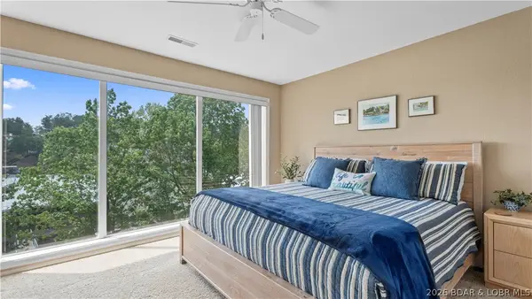 288 Regatta Bay Circle #2C, Lake Ozark, MO 65049