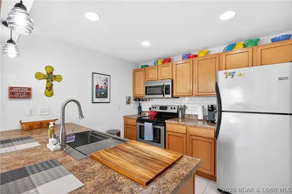 603 Cedar Road #Unit 1, Lake Ozark, MO 65049