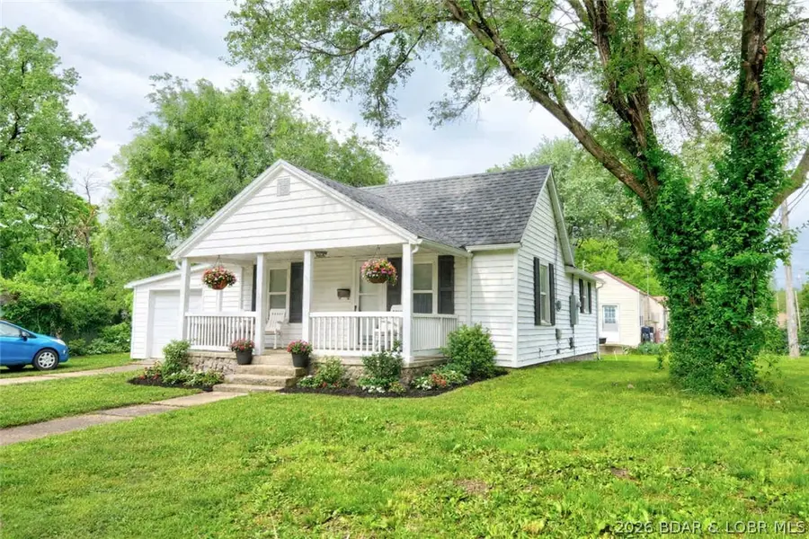 123 N. Grand Avenue, Eldon, MO 65026 - #2