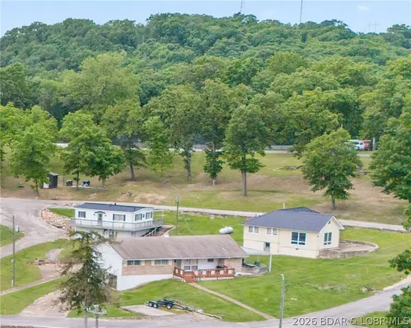 33464 Rose Cir, Gravois Mills, MO 65037