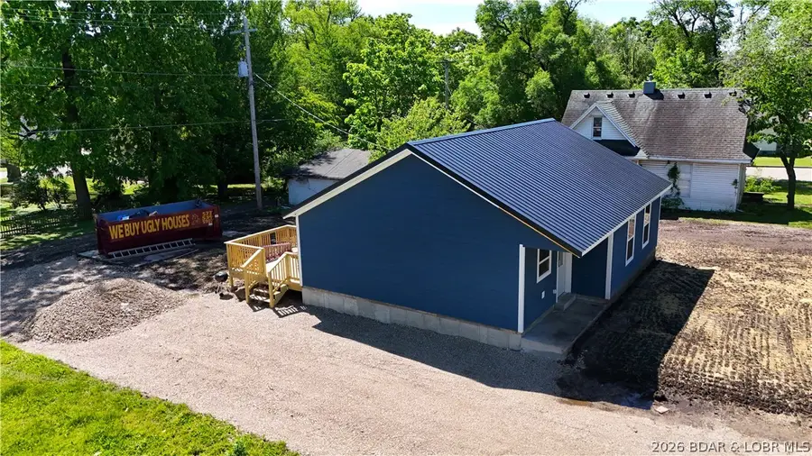 208 S Grand Avenue, Eldon, MO 65026 - #2