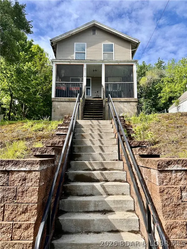 1118 E. High Street, Jefferson City, MO 65101