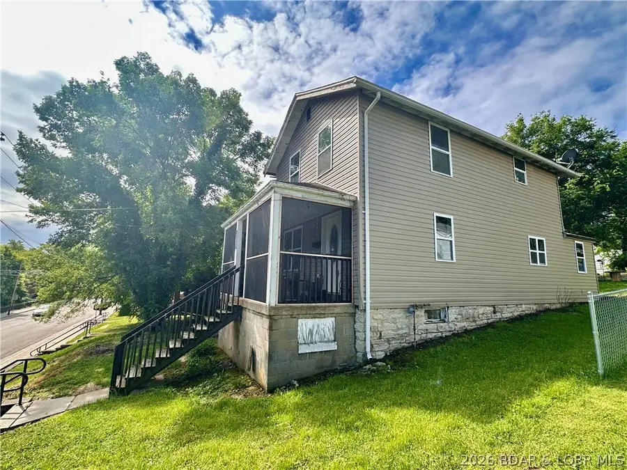1118 E. High Street, Jefferson City, MO 65101 - #2