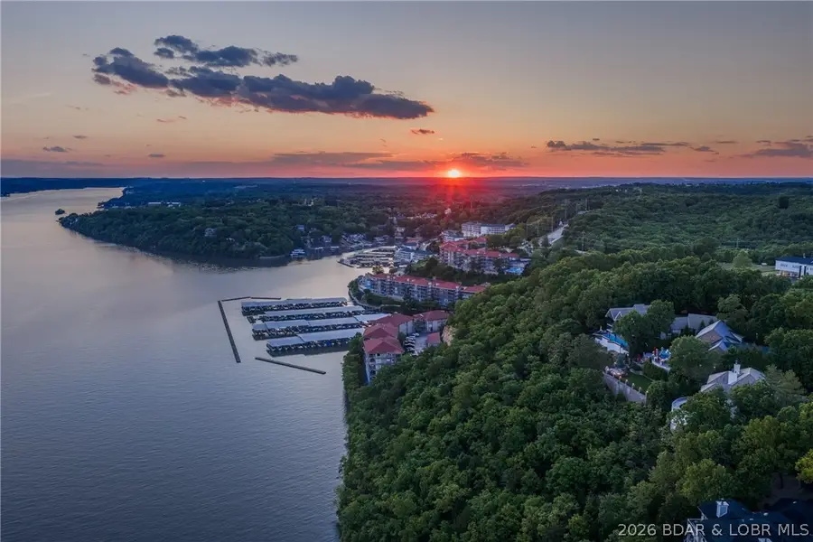 812 Cedar Crest Drive, Lake Ozark, MO 65049 - #3