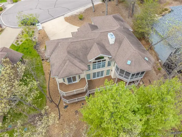 226 Royal Court, Four Seasons, MO 65049