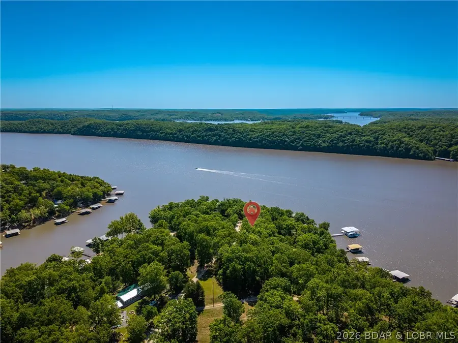 417 Meadowbrook Drive, Sunrise Beach, MO 65079 - #2