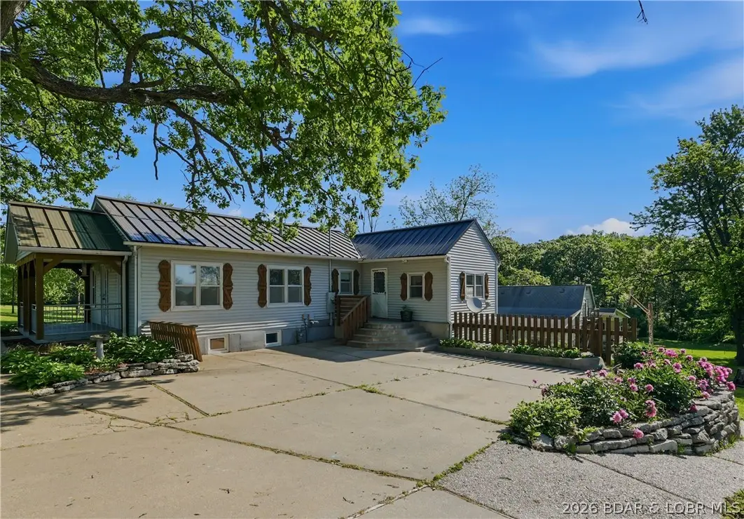 1806 S Aurora Street, Eldon, MO 65206 - #1