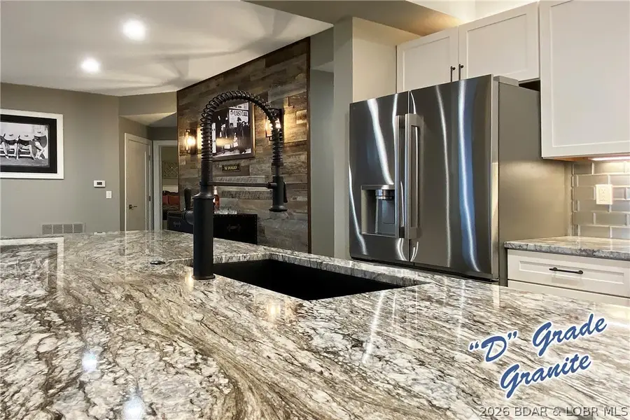 147 Evergreen Condo Drive #1A, Sunrise Beach, MO 65079 - #3
