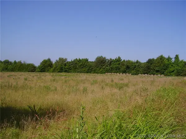 3525 S240th Road, Louisburg, MO 65685