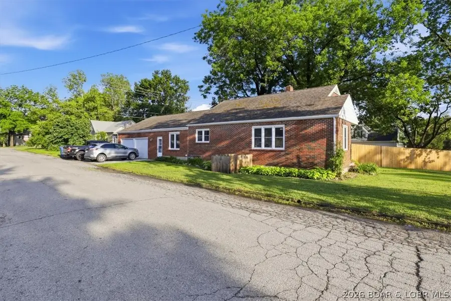 316 N Maple Street, Eldon, MO 65026 - #3