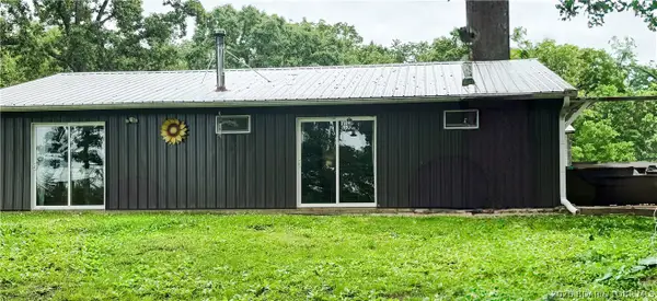 21399 Quarry Lane, Barnett, MO 65011
