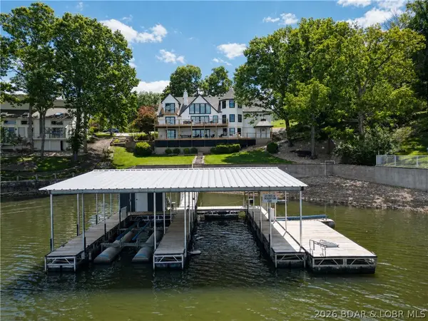 1729 Chimney Point, Sunrise Beach, MO 65079