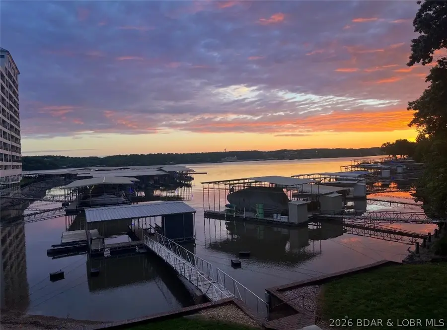 1729 Chimney Point, Sunrise Beach, MO 65079 - #3