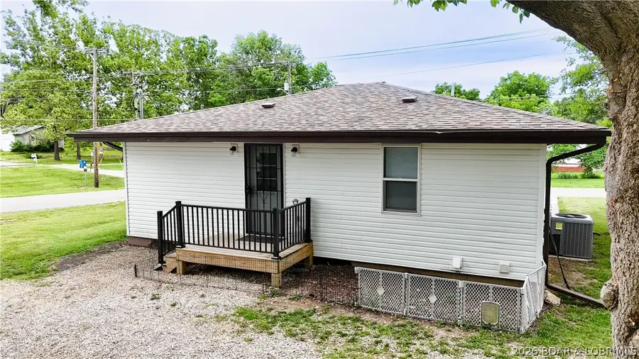 205 E 15th Street, Eldon, MO 65026 - #3