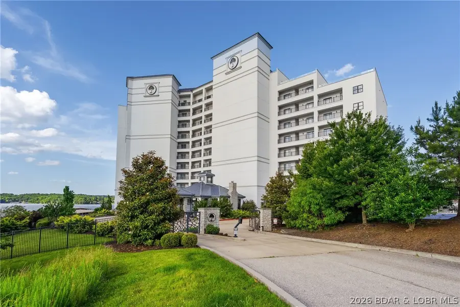166 Captiva Drive #5G, Sunrise Beach, MO 65079 - #2