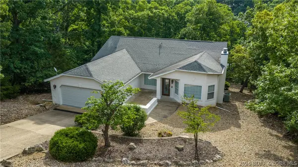 192 Royal Point Court, Four Seasons, MO 65049