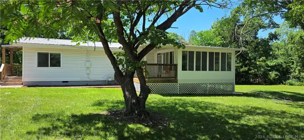 28660 Crestline Road, Gravois Mills, MO 65037