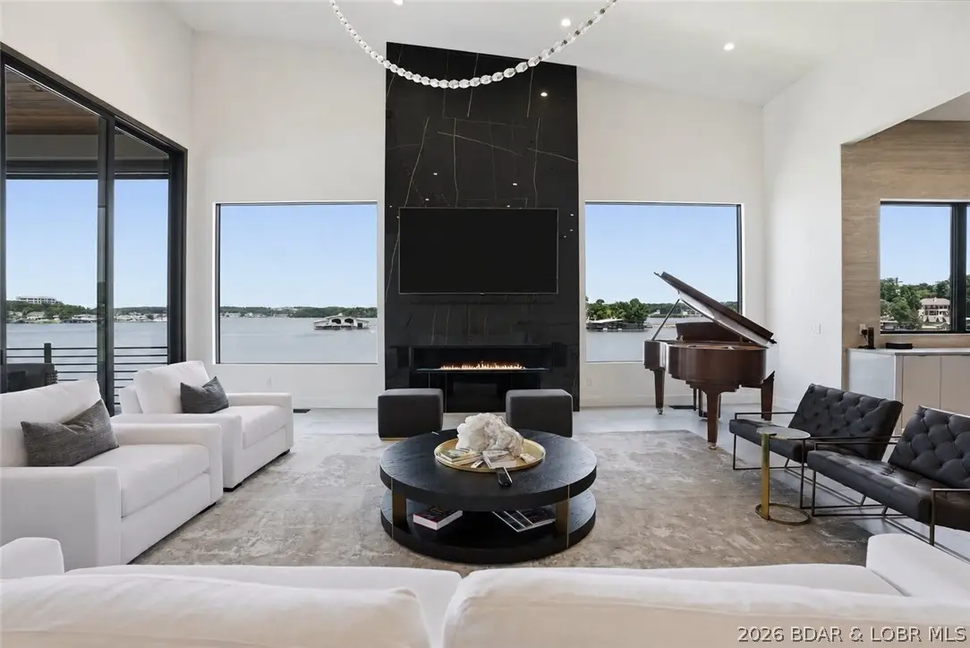 125 Mclaren Drive, Sunrise Beach, MO 65079 - #1