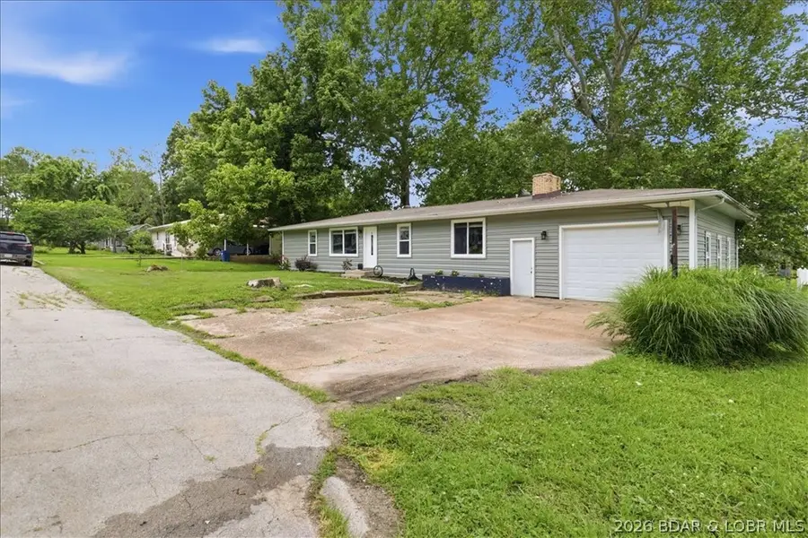 505 E Brockman Avenue, Eldon, MO 65026 - #3