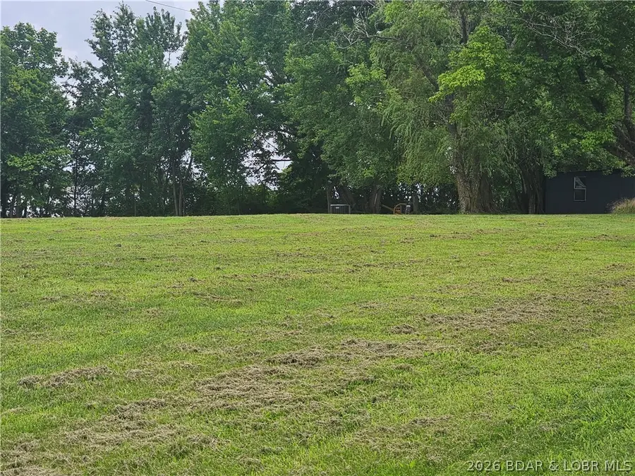 902&906 Railroad Pond Road, Eldon, MO 65026 - #2
