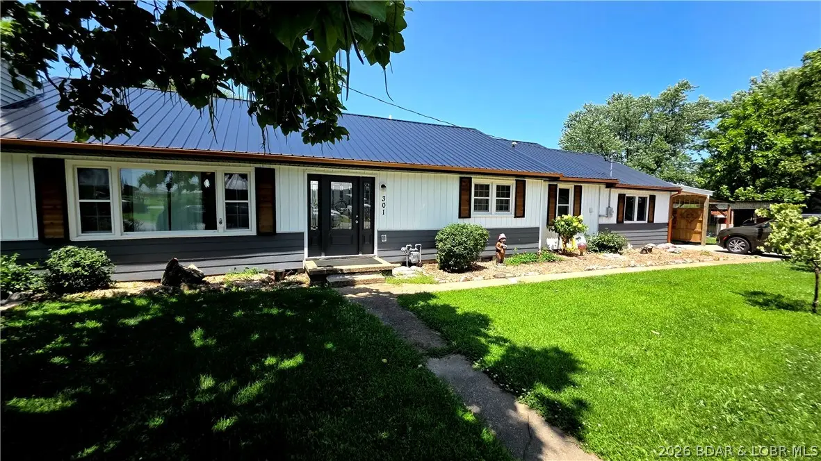 301 N Hunter St, Versailles, MO 65084 - #1